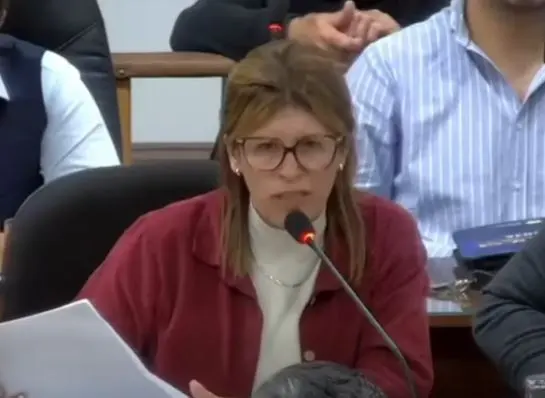 Hornes cuestiona a la directora de Tránsito por las picadas y advierte que evalúa un llamado a sala