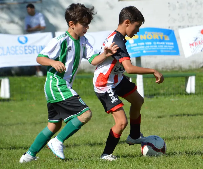 Infantil mixto: varias semanas después de su inicio empezó a completarse la fecha tres