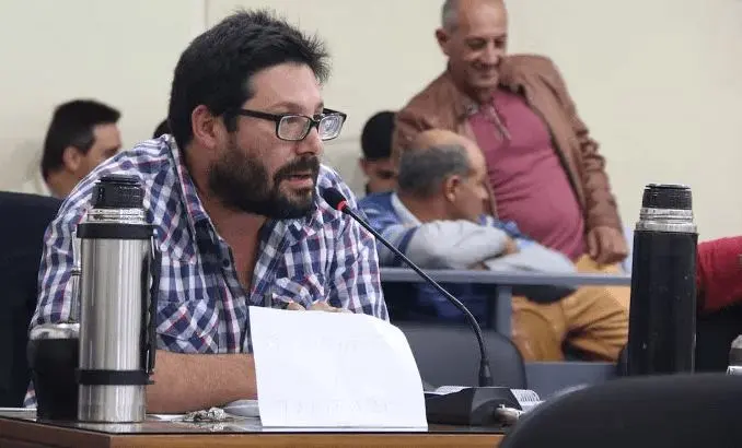 “No entiende nada lo que es gestionar”: edil del Frente Amplio cuestiona a la directora de Tránsito