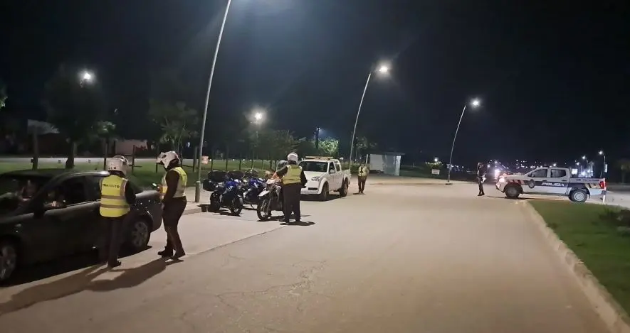 Operativo Ñandubay: 26 vehículos incautados y 31 multas en controles realizados en San José y Libertad