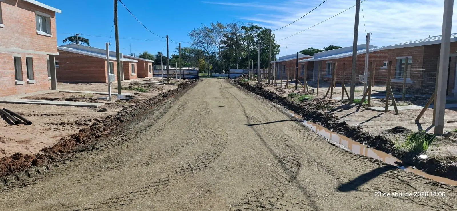 Comenzó el realojo de 58 familias del asentamiento El Tanque hacia sus nuevas viviendas