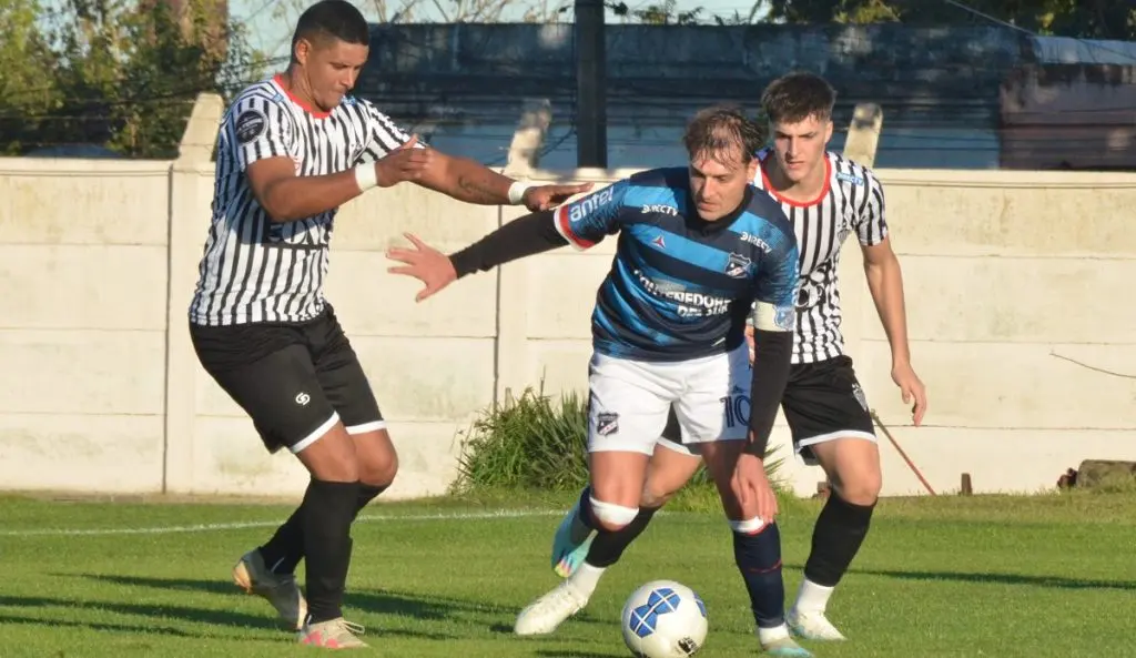 Copa “A”: Río Negro y Campana se enfrentan mañana en el primer duelo entre josefinos