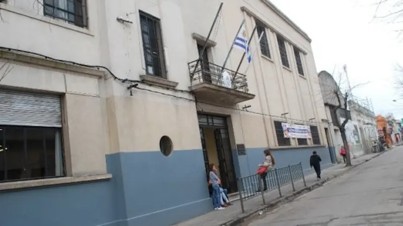 Reclaman nuevas aulas y mejoras urgentes de las condiciones edilicias para el Liceo 1