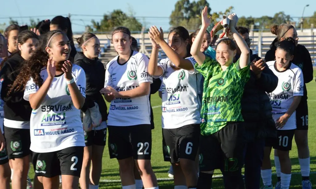 Sub 16 femenino: San José es semifinalista del interior tras eliminar a Rocha con goleada