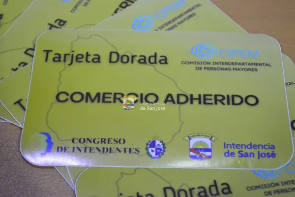 Continúa la entrega de las tarjetas Dorada y Verde con beneficios en más de 40 comercios adheridos