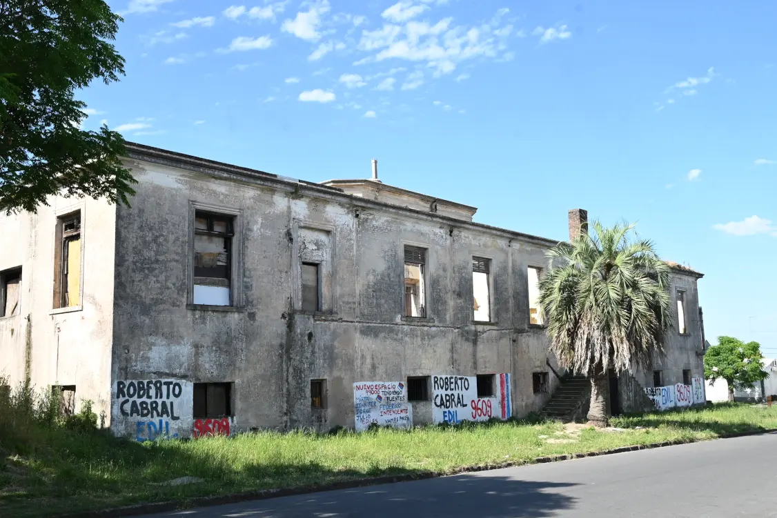 Más de 200 vecinos firmaron para instalar el Programa Lucero en el Hospital Viejo