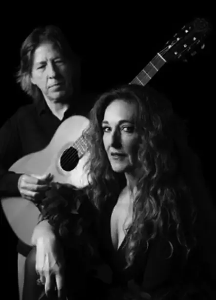 Los últimos románticos del tango: llega al ECIE Carmen Morán con “A media luz el corazón”